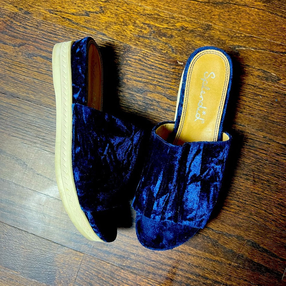 Splendid (Anthropology) size 8 crushed blue velvet slides with open toe